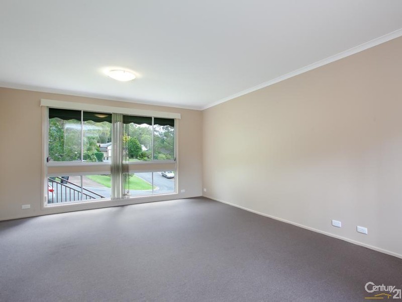 7 Penfold Close, Eleebana NSW 2282
