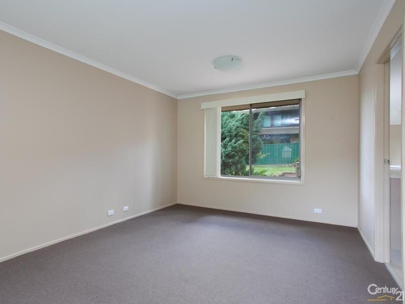 7 Penfold Close, Eleebana NSW 2282