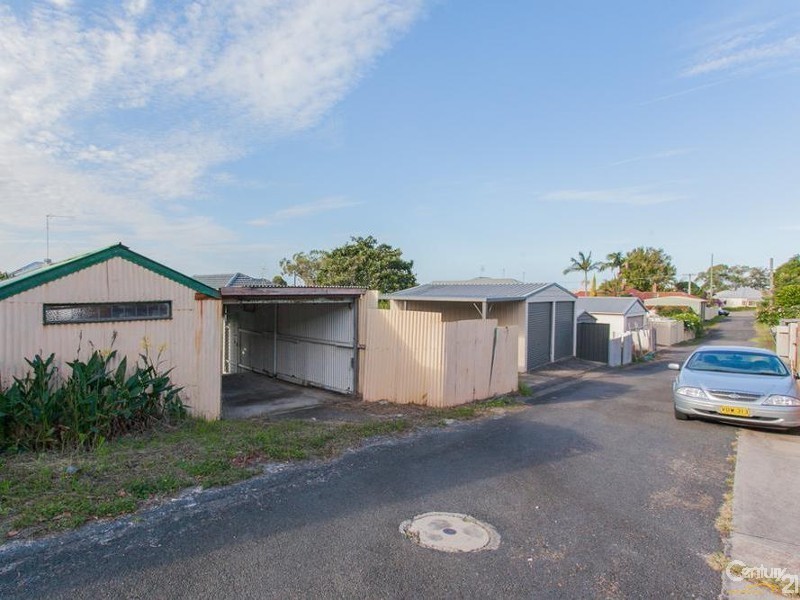 14 Clarence Road, New Lambton NSW 2305