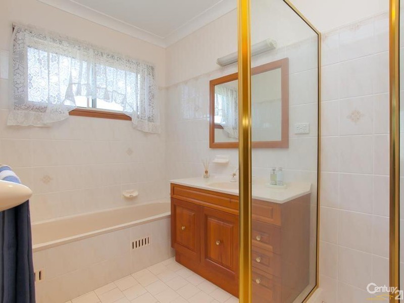 5 Moto Street, Charlestown NSW 2290