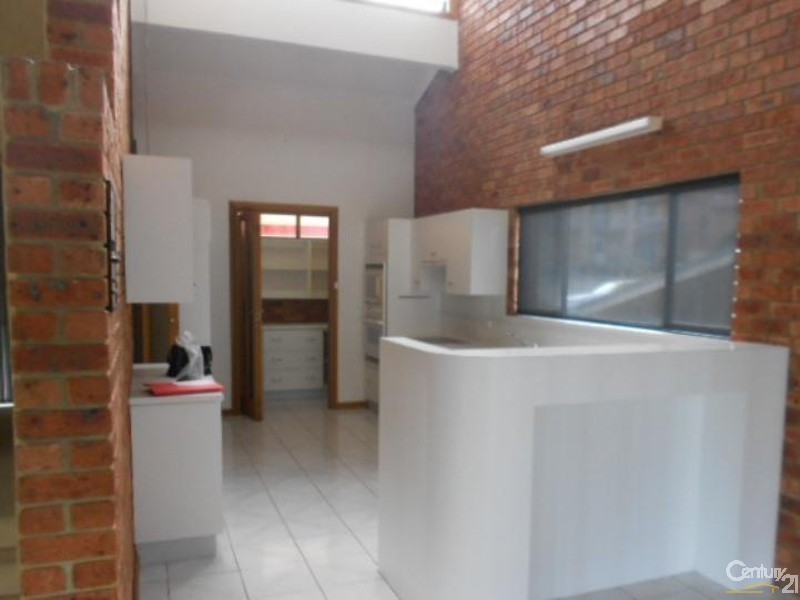 7 Barralong Street, Belmont North NSW 2280