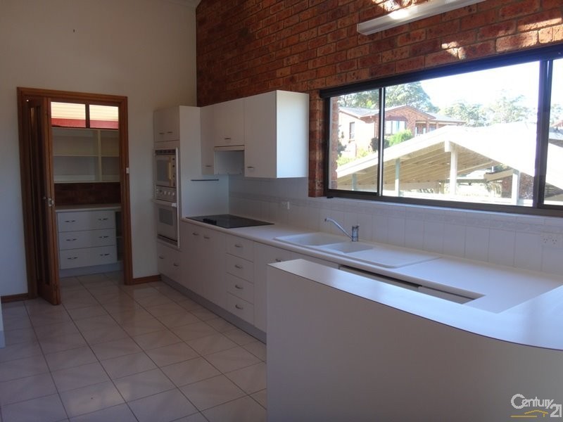 7 Barralong Street, Belmont North NSW 2280