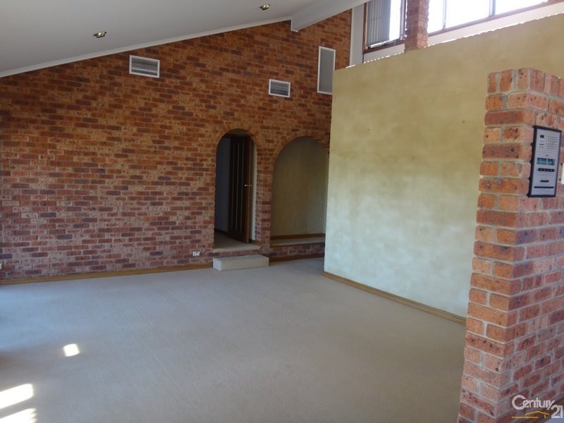 7 Barralong Street, Belmont North NSW 2280