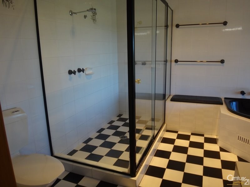 7 Barralong Street, Belmont North NSW 2280