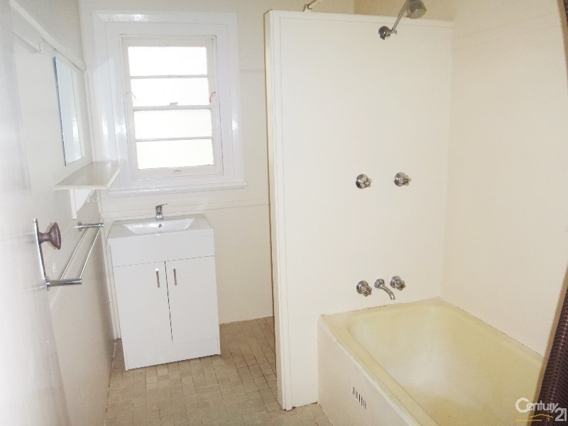 21 Princes Avenue, Charlestown NSW 2290