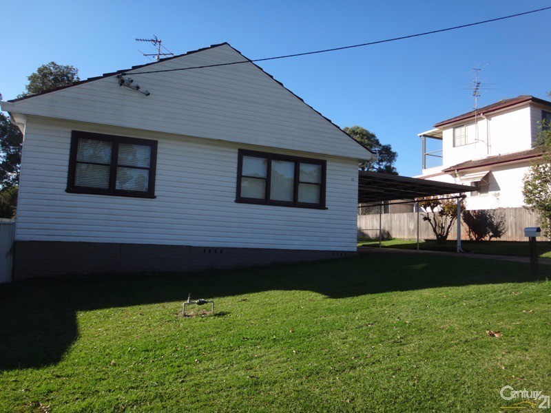 11 Albert Street, Tingira Heights NSW 2290