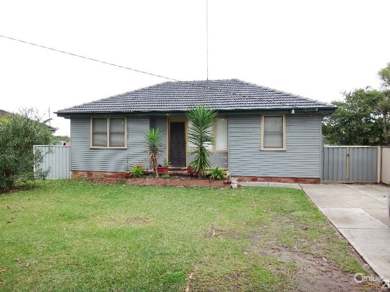 18 Redwood Place, Gateshead NSW 2290