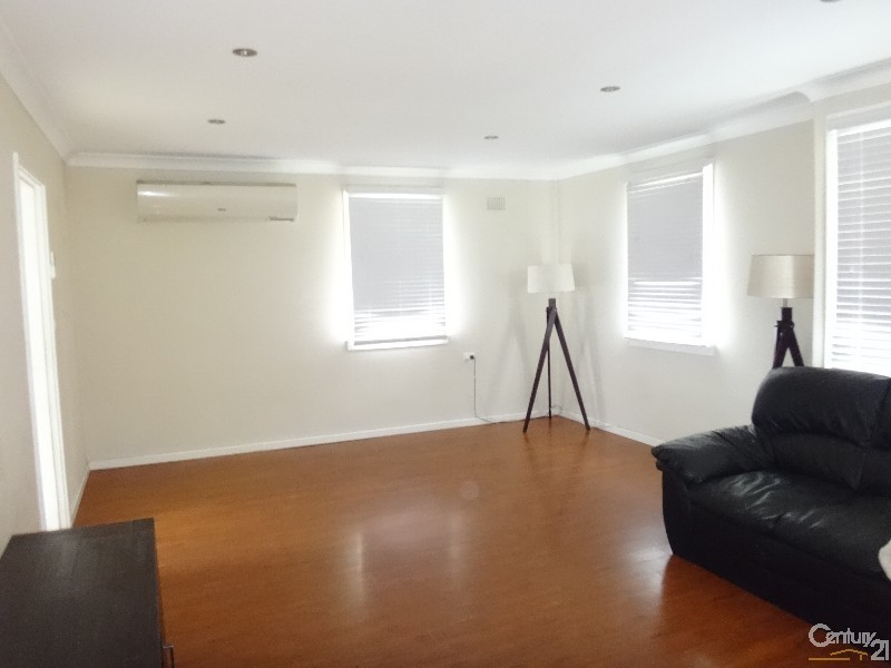 18 Redwood Place, Gateshead NSW 2290