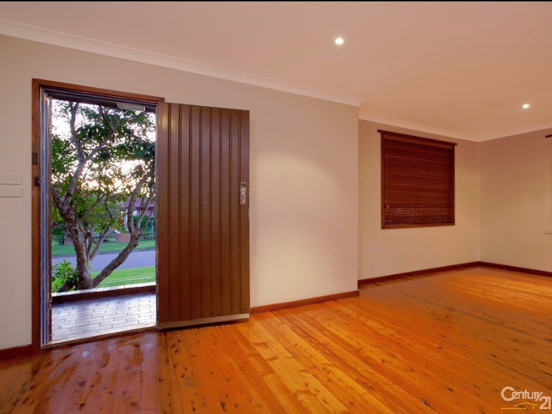 8 Paper Street, Gateshead NSW 2290