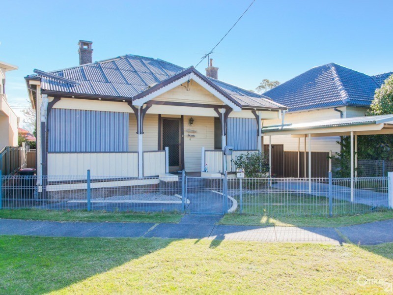 4 Norfolk Avenue, Islington NSW 2296