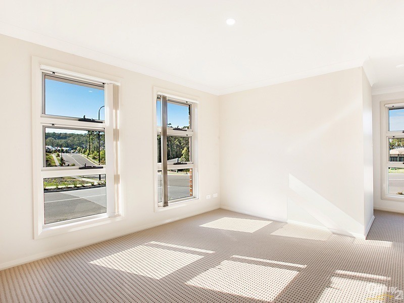 1 Polaris Avenue, Cameron Park NSW 2285