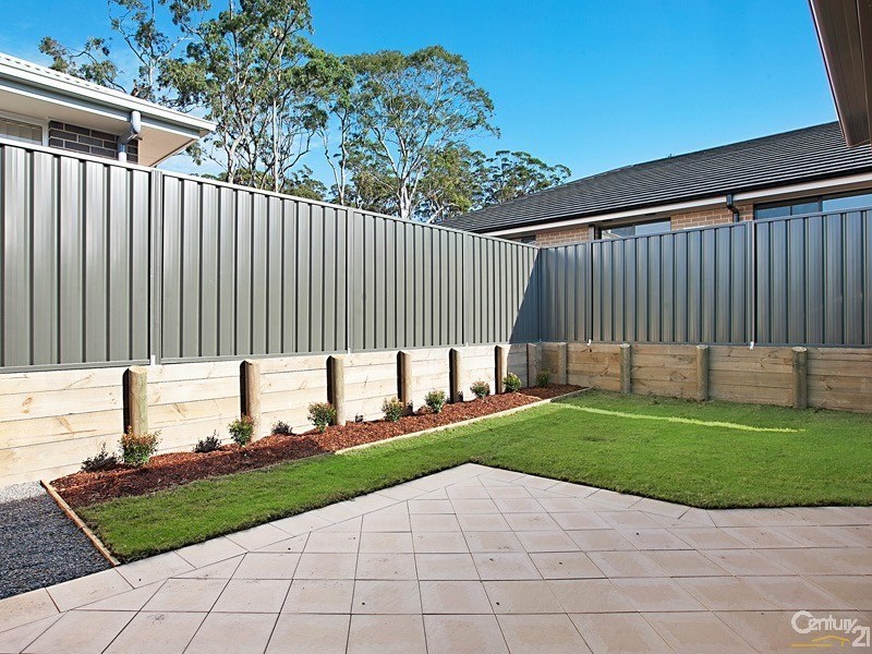 1 Polaris Avenue, Cameron Park NSW 2285