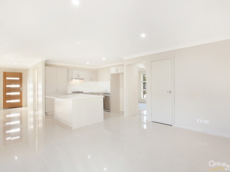 1 Polaris Avenue, Cameron Park NSW 2285