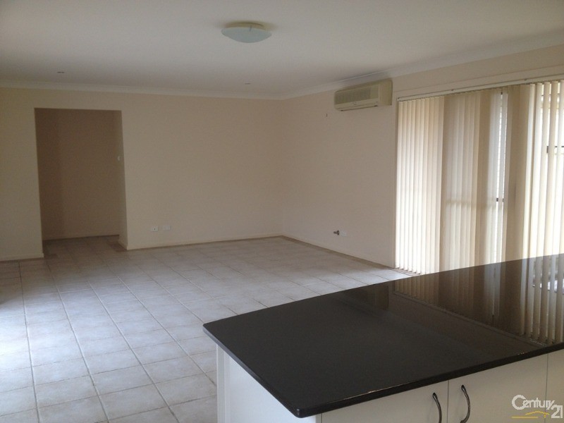 5 Pandorea Way, Valentine NSW 2280