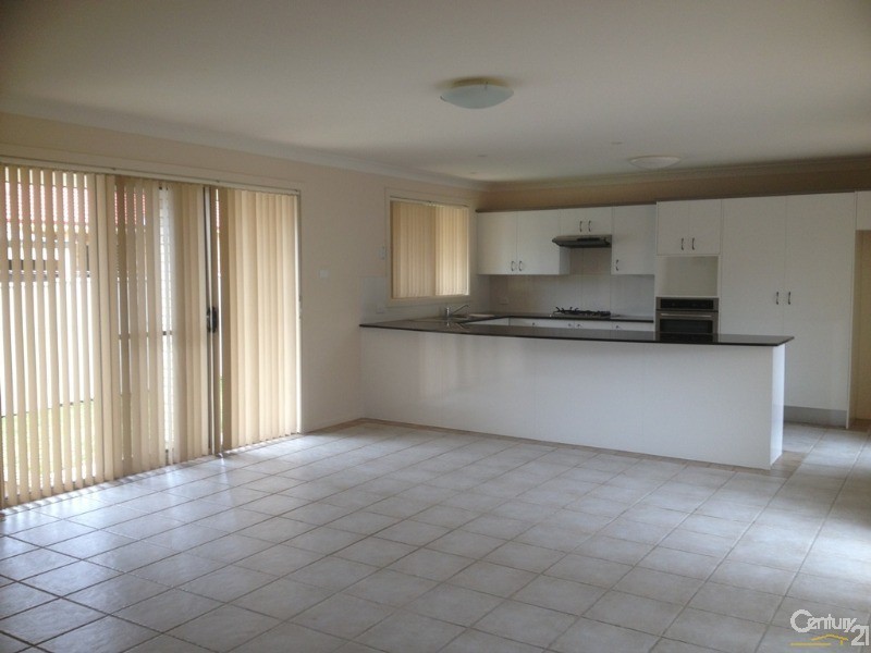 5 Pandorea Way, Valentine NSW 2280