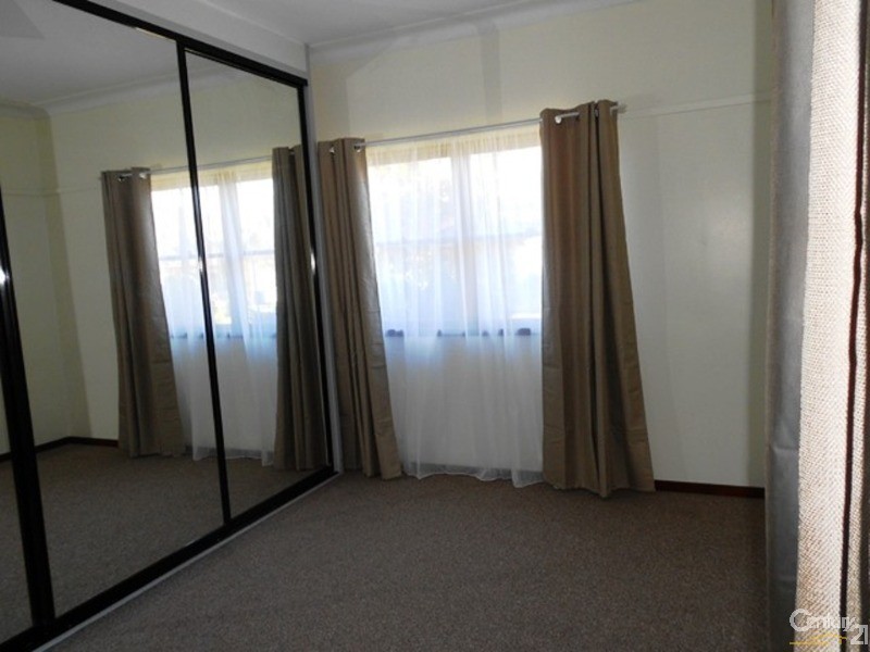 14 Swan Street, Windale NSW 2306