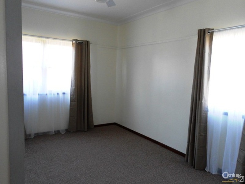 14 Swan Street, Windale NSW 2306