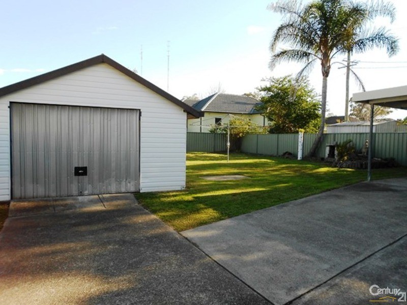 14 Swan Street, Windale NSW 2306