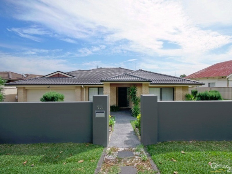 73 Yorston Street, Warners Bay NSW 2282