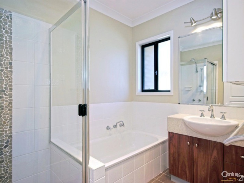 73 Yorston Street, Warners Bay NSW 2282