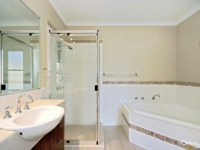 73 Yorston Street, Warners Bay NSW 2282