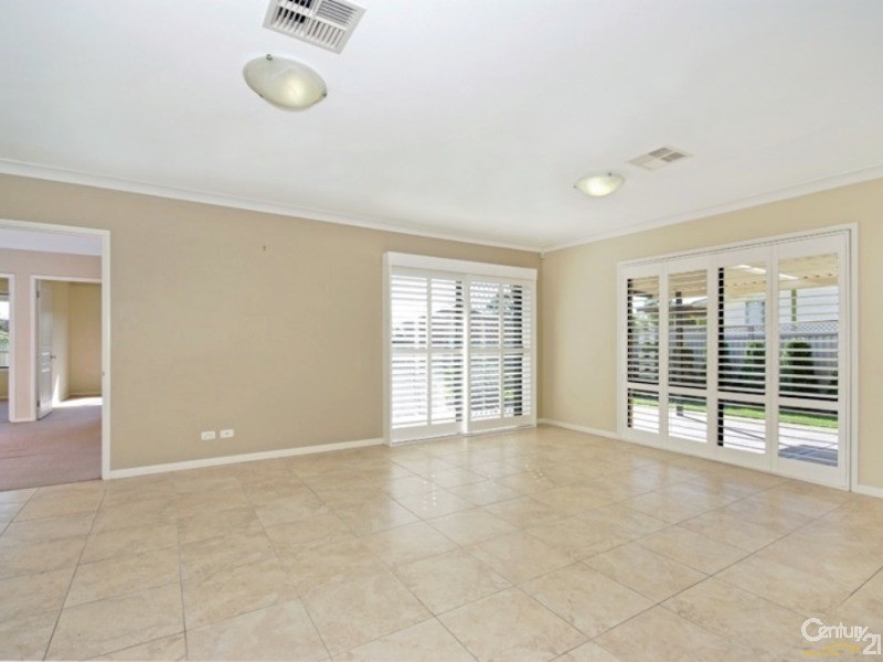 73 Yorston Street, Warners Bay NSW 2282