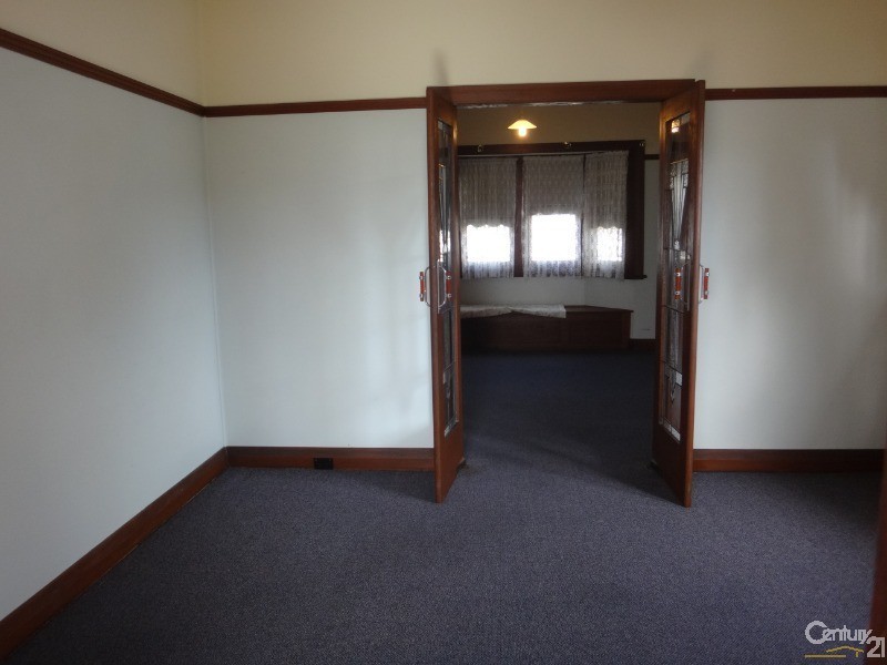 96 Howe Street, Lambton NSW 2299