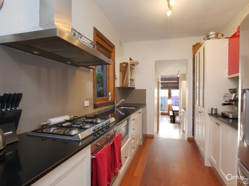 9 Beach Street, Newcastle East NSW 2300