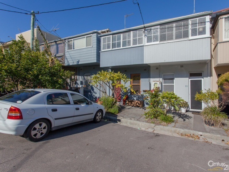 9 Beach Street, Newcastle East NSW 2300