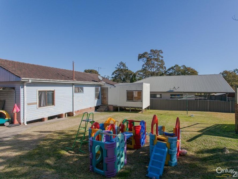 205 Warners Bay Road, Mount Hutton NSW 2290