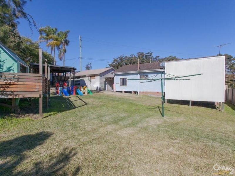 205 Warners Bay Road, Mount Hutton NSW 2290