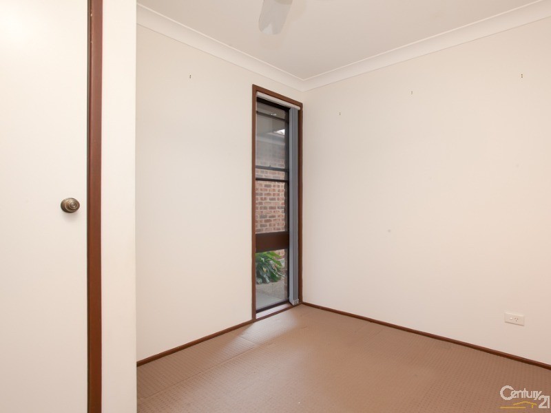 21 Davies Parade, Mount Hutton NSW 2290
