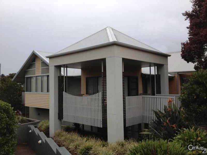 3/2 Gardner Street, Dudley NSW 2290