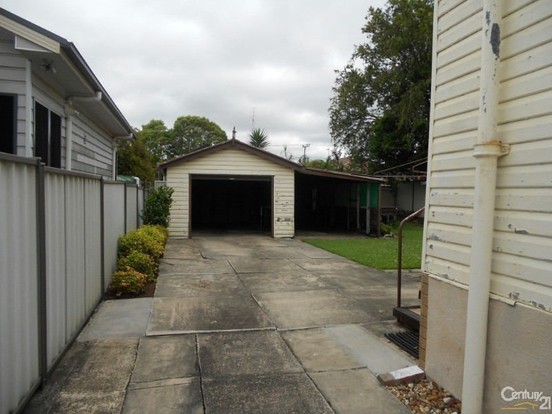 12 Blamey Avenue, New Lambton NSW 2305