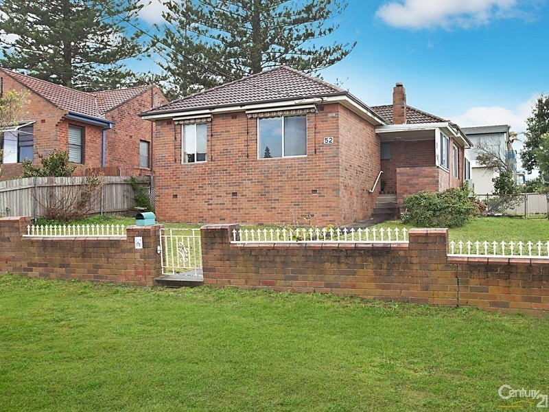 52 Hutchinson Street, Redhead NSW 2290