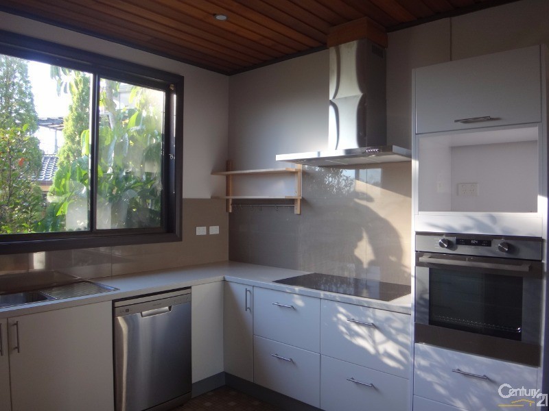 2 Minter Street, Valentine NSW 2280