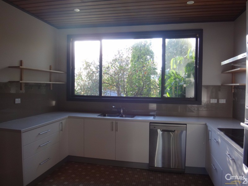 2 Minter Street, Valentine NSW 2280