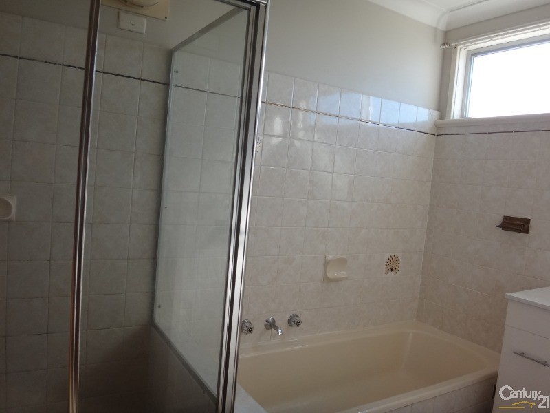 4 John Street, Dudley NSW 2290