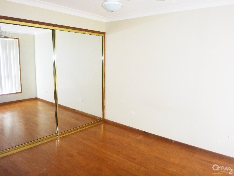 2/79  Albert Street, Warners Bay NSW 2282