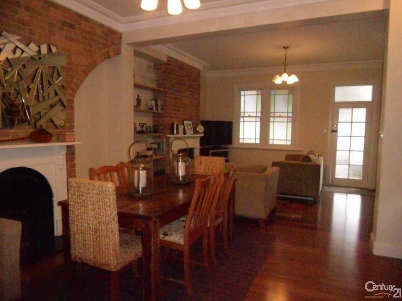 27 Fleming Street, Wickham NSW 2293