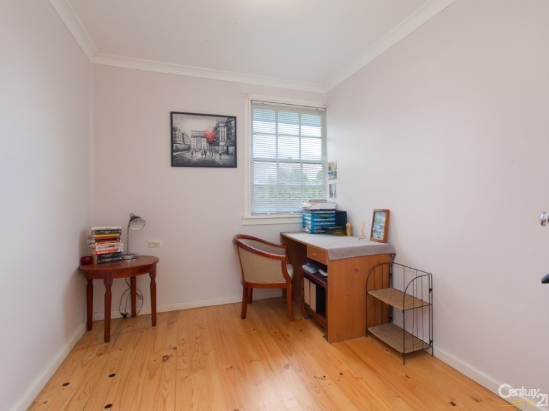 12 Bean Street, Gateshead NSW 2290