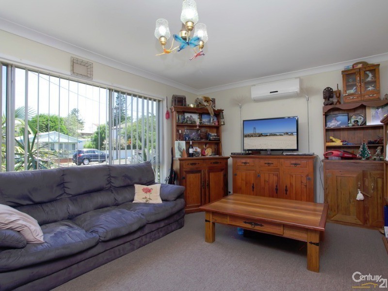 13A Brown Street, Redhead NSW 2290