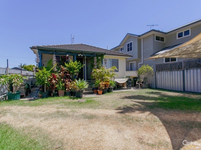 13A Brown Street, Redhead NSW 2290