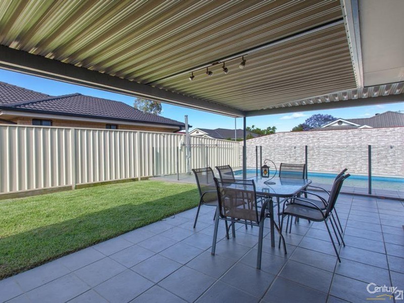 58 Streeton Drive, Metford NSW 2323