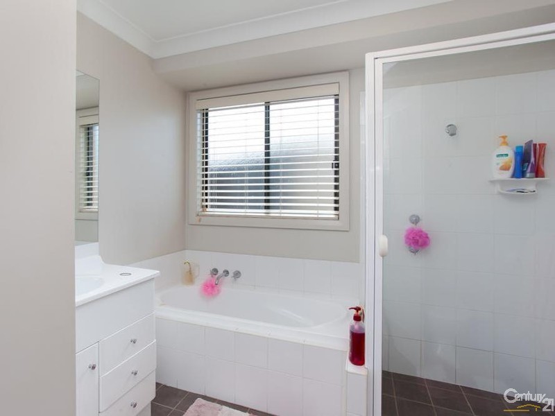 58 Streeton Drive, Metford NSW 2323