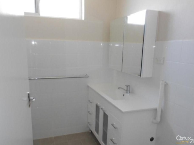 3/148 Teralba Road, Adamstown NSW 2289