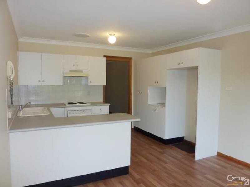 8/1  Derwent Crescent, Lakelands NSW 2282