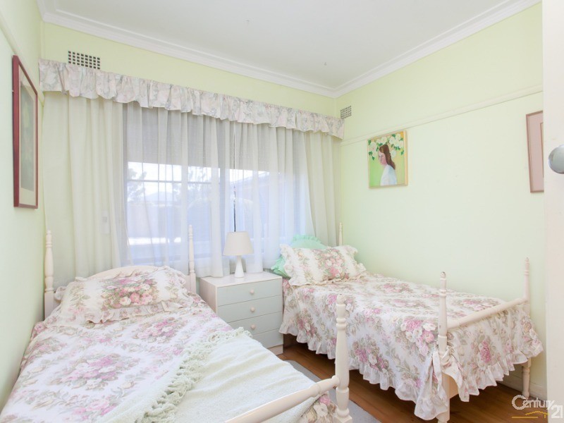 74 Dudley Road, Charlestown NSW 2290