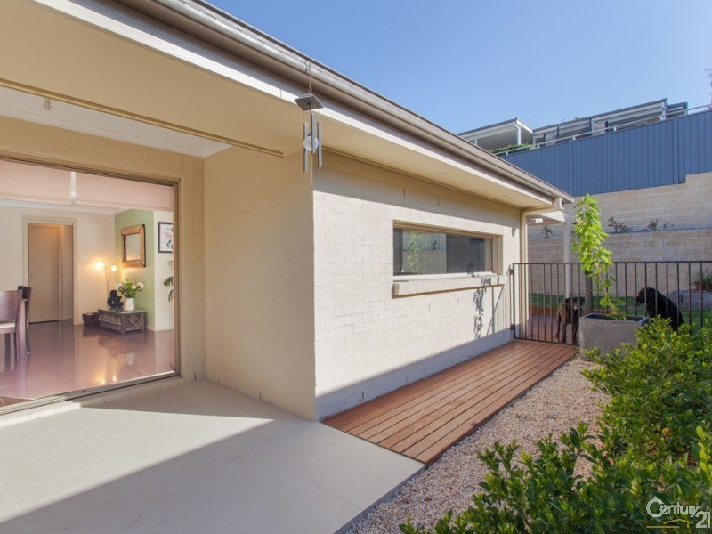 25 Auklet Road, Mount Hutton NSW 2290