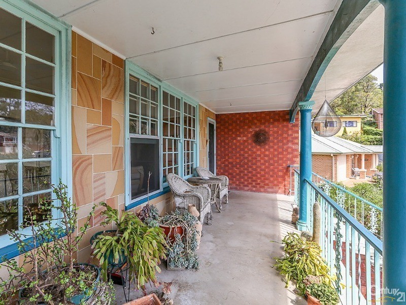 16 Elvidge Crescent, Kotara South NSW 2289